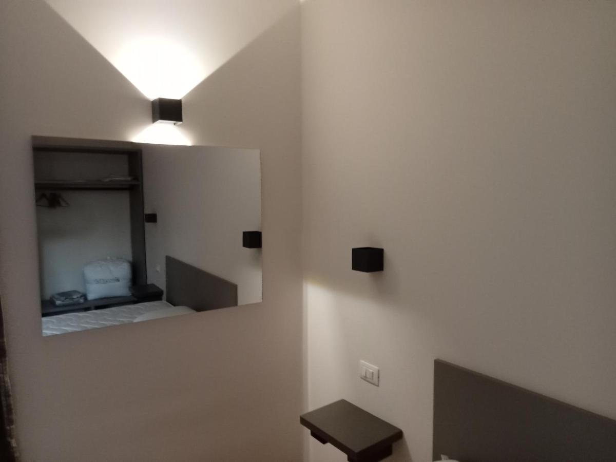 Colosseum Resort Rome Bagian luar foto