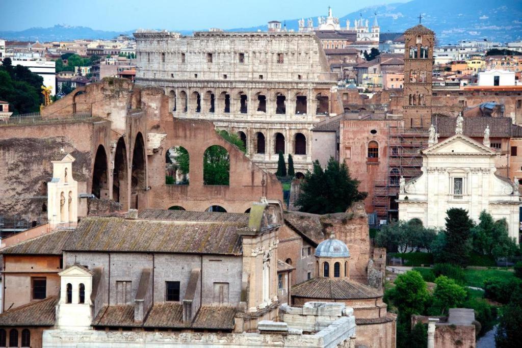 Colosseum Resort Rome Bagian luar foto